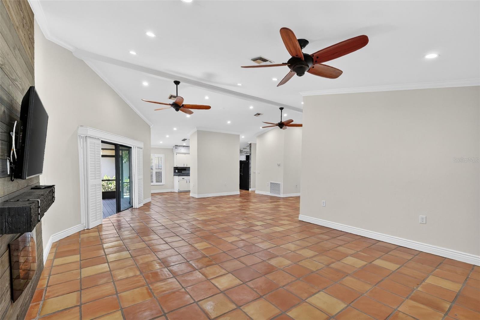 39 Forest, Eustis, FL 32726