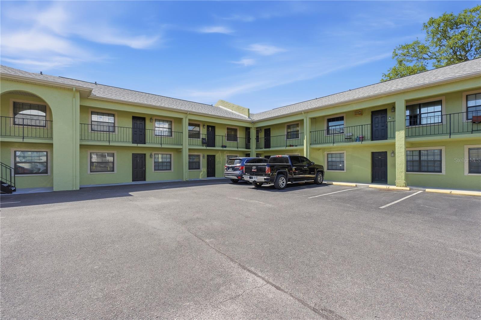 4416 Clark Unit 13, Tampa, FL 33614