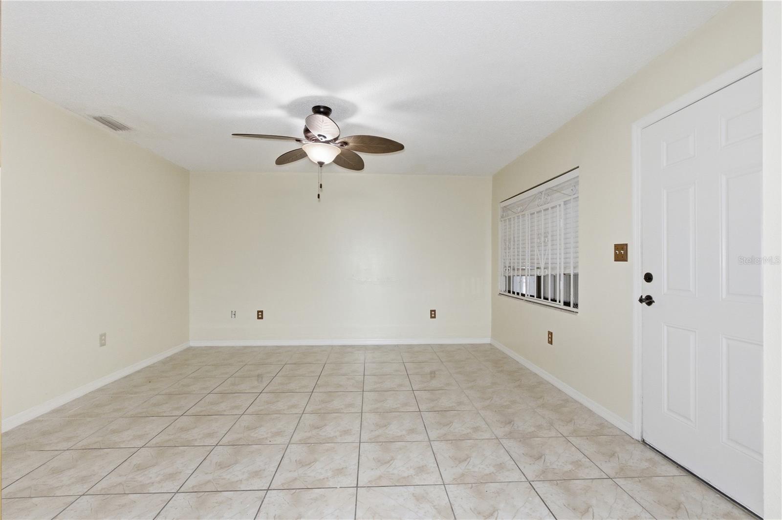 4416 Clark Unit 13, Tampa, FL 33614