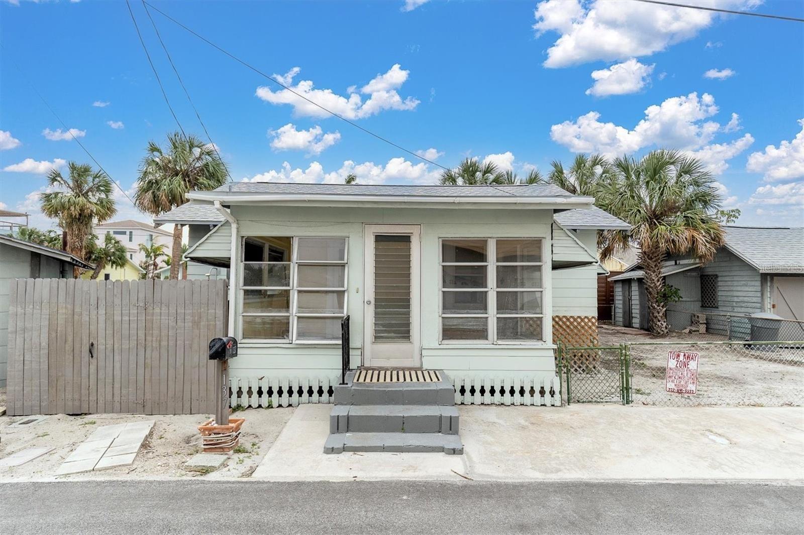 137 91st, Treasure Island, FL 33706