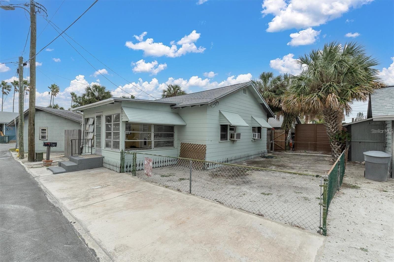 137 91st, Treasure Island, FL 33706