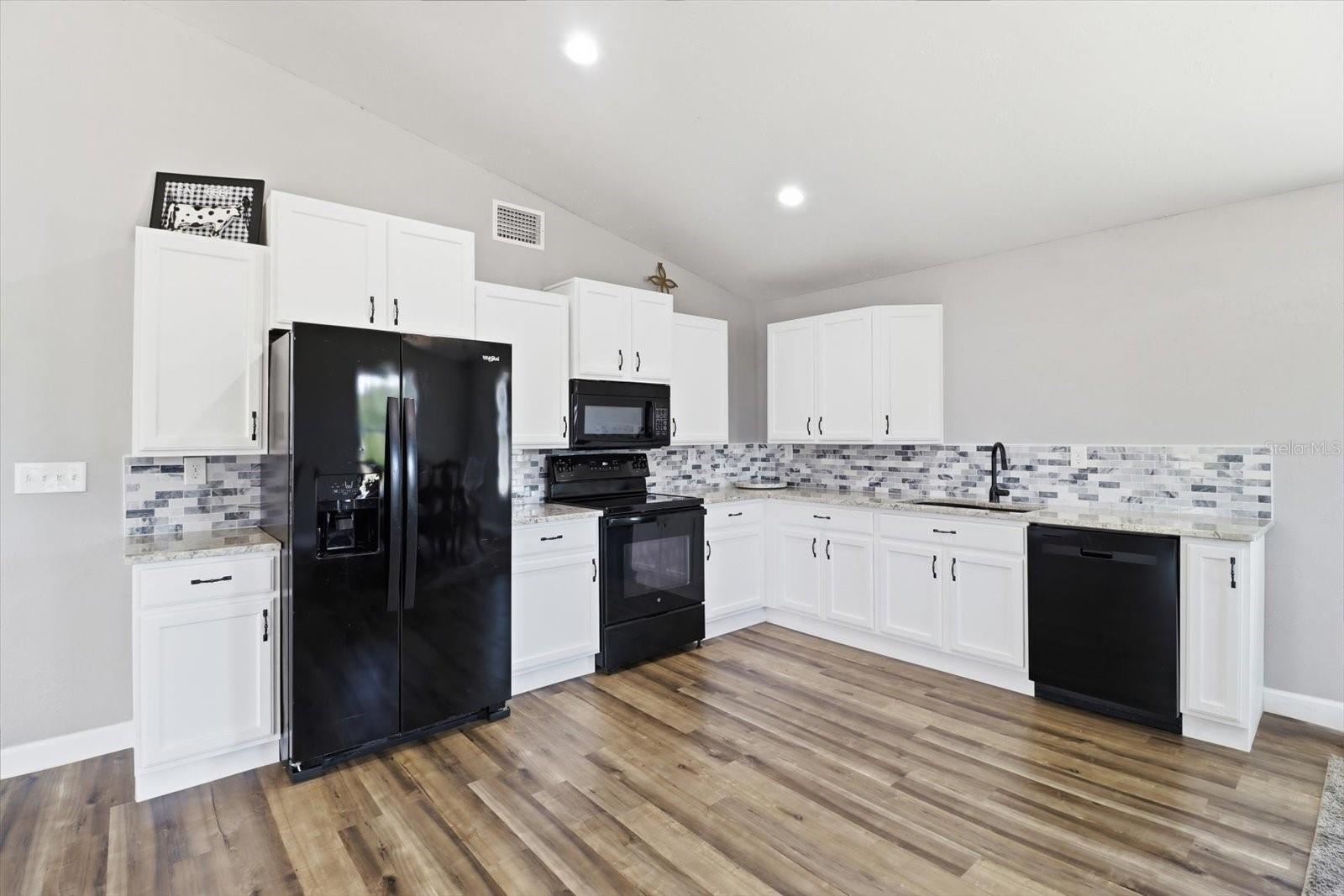 9560 Parkwood, Dunnellon, FL 34433