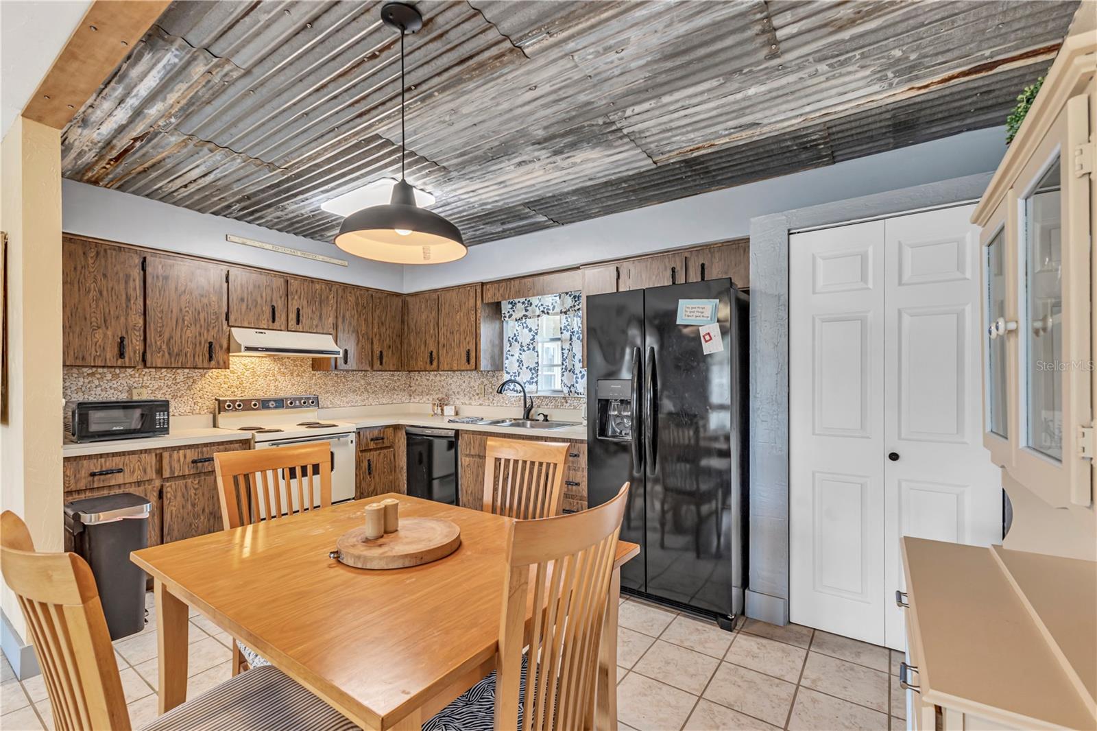 1640 Juno Unit 205c, Astor, FL 32102