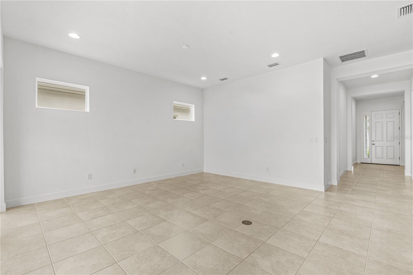 6243 Woodhaven Village, Port Orange, FL 32128