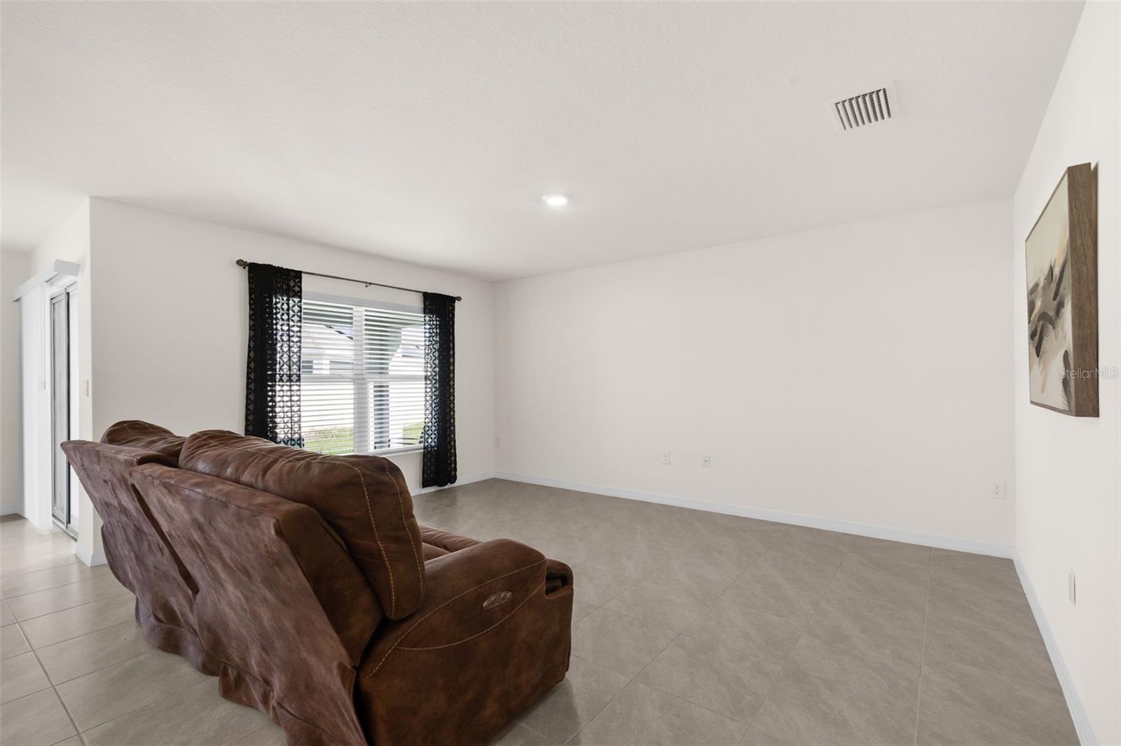 37207 Sharks Eye, Zephyrhills, FL 33541