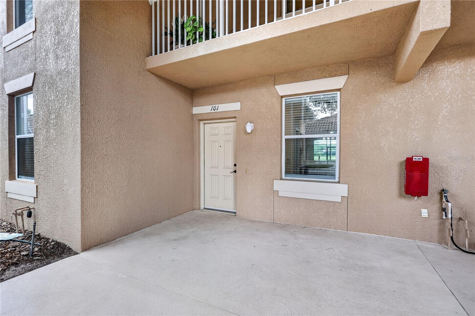 915 Fairwaycove Unit 101, Bradenton, FL 34212