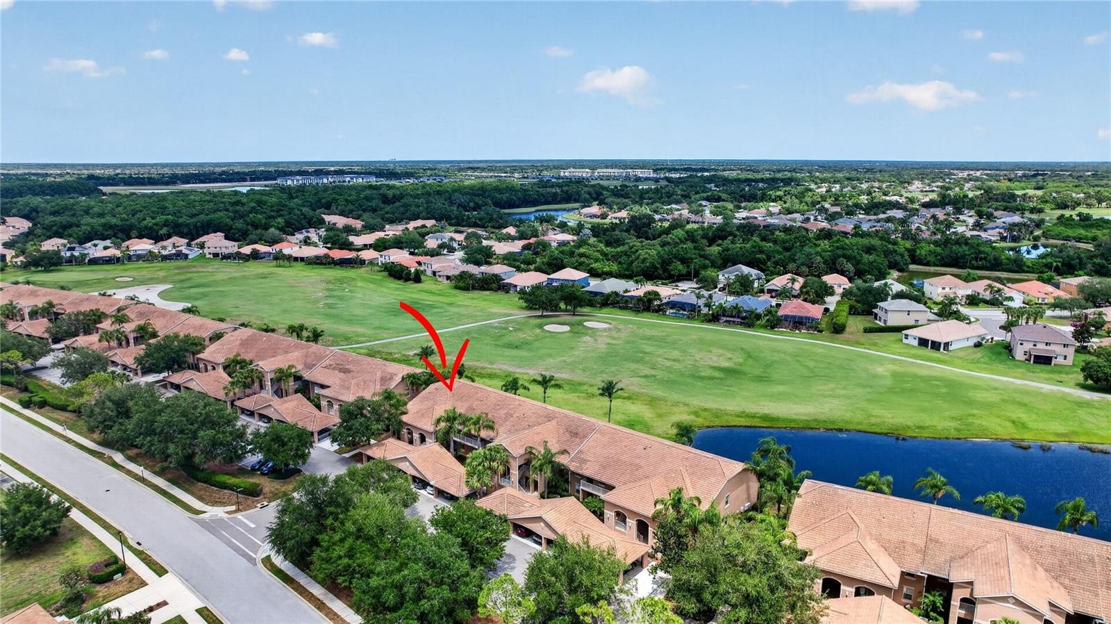915 Fairwaycove Unit 101, Bradenton, FL 34212
