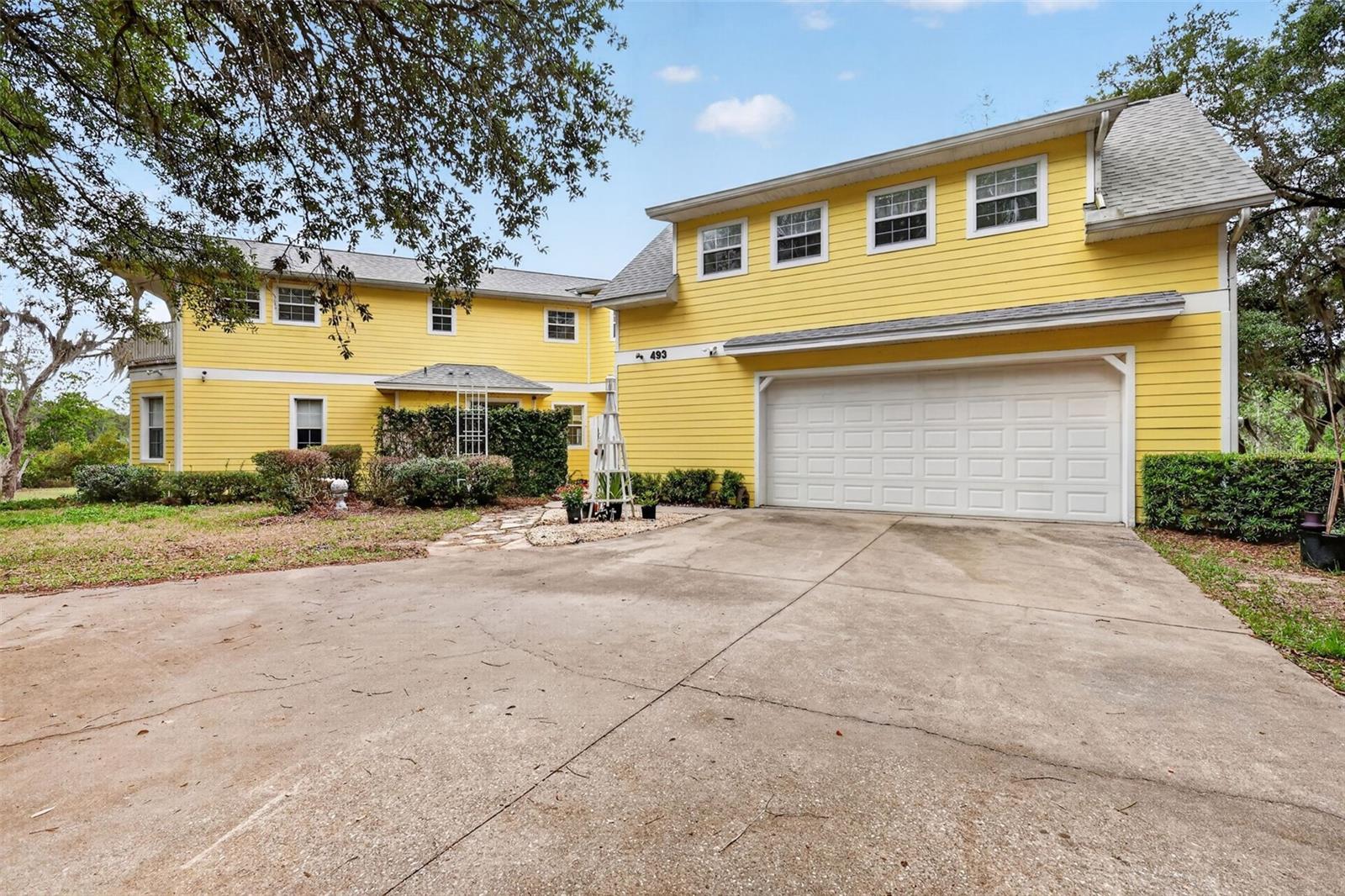 493 Malauka, Ocklawaha, FL 32179