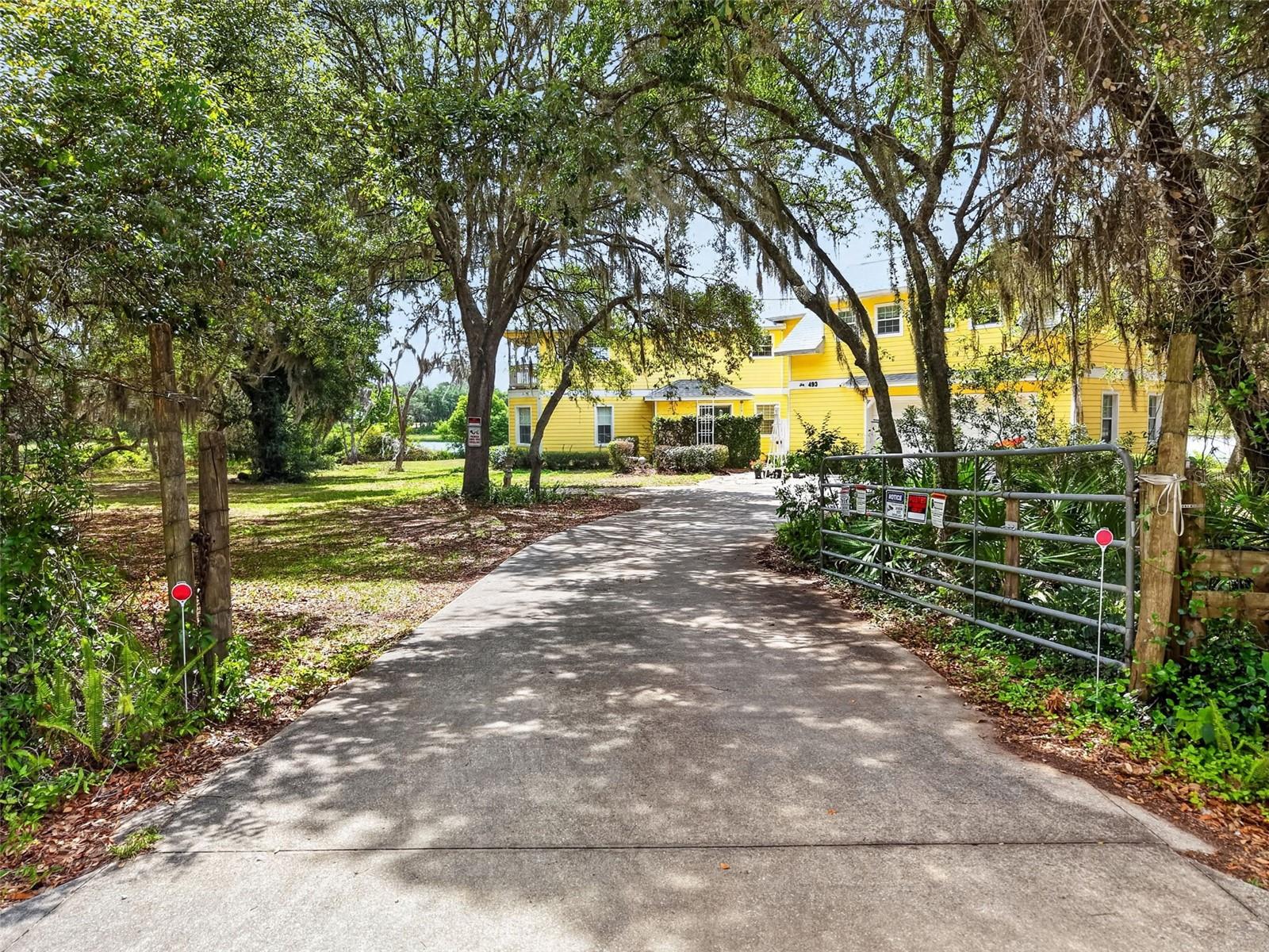 493 Malauka, Ocklawaha, FL 32179