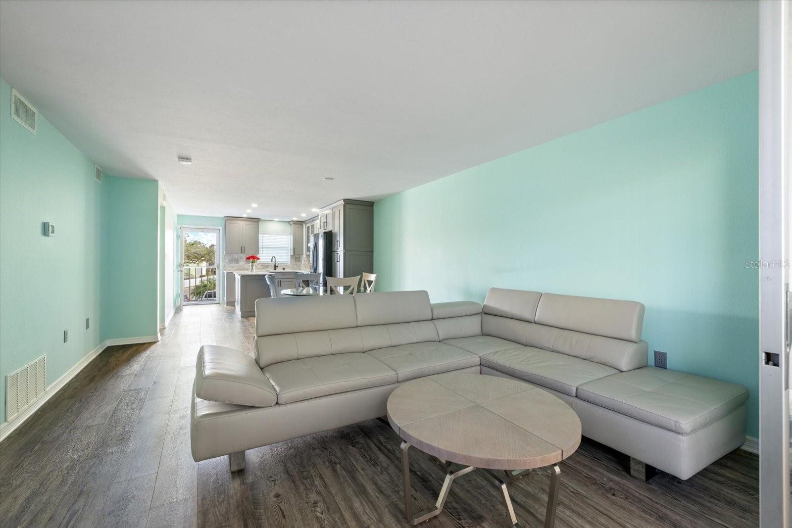 116 Vista Hermosa Unit 204c, Sarasota, FL 34242