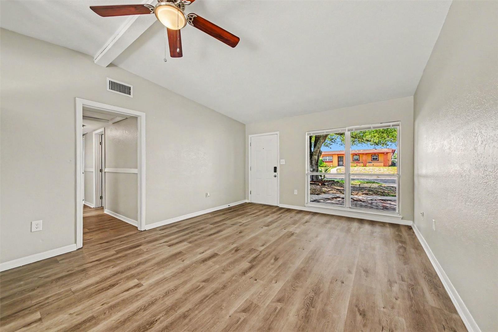 5909 Wolf, Orlando, FL 32808