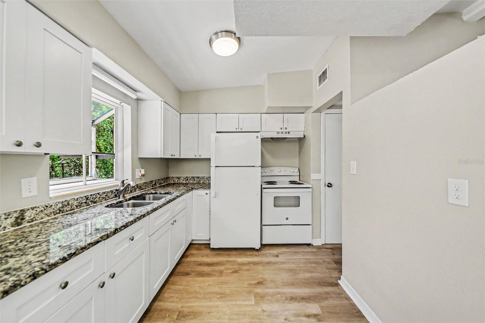 5909 Wolf, Orlando, FL 32808