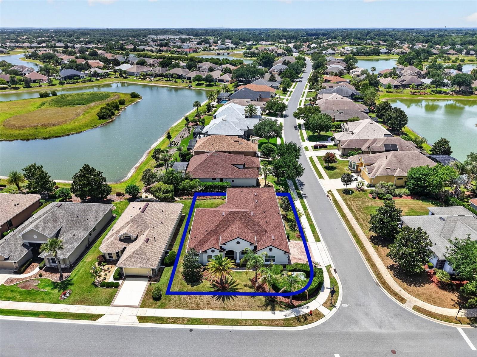 8237 Bridgeport Bay, Mount Dora, FL 32757