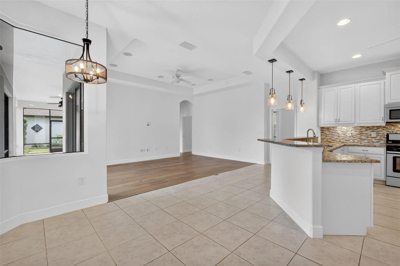 8237 Bridgeport Bay, Mount Dora, FL 32757