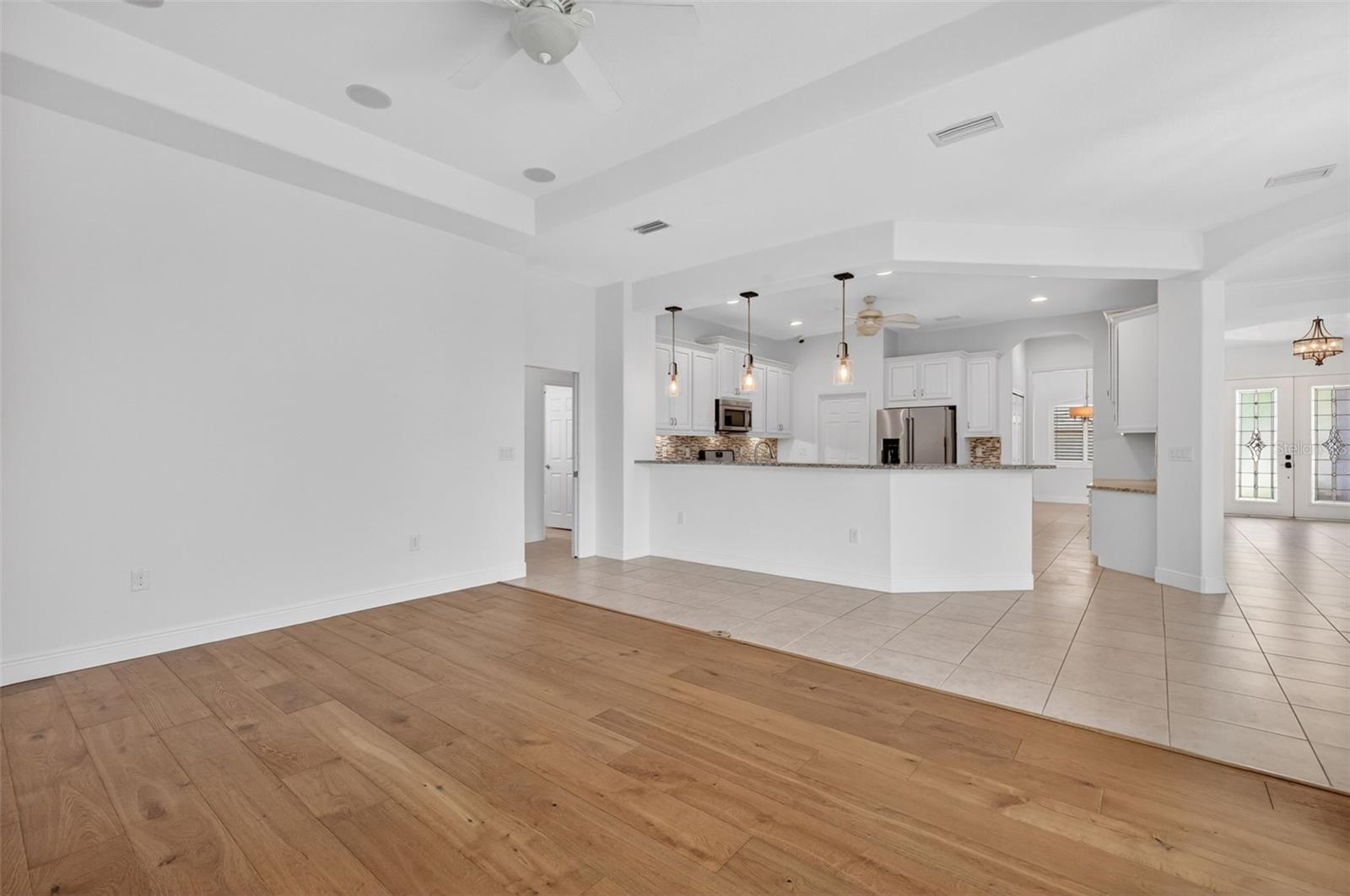 8237 Bridgeport Bay, Mount Dora, FL 32757
