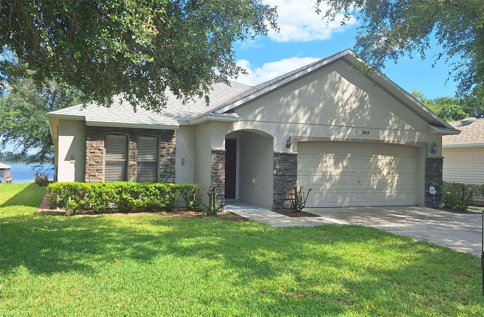 1803 Lake Villa, Tavares, FL 32778