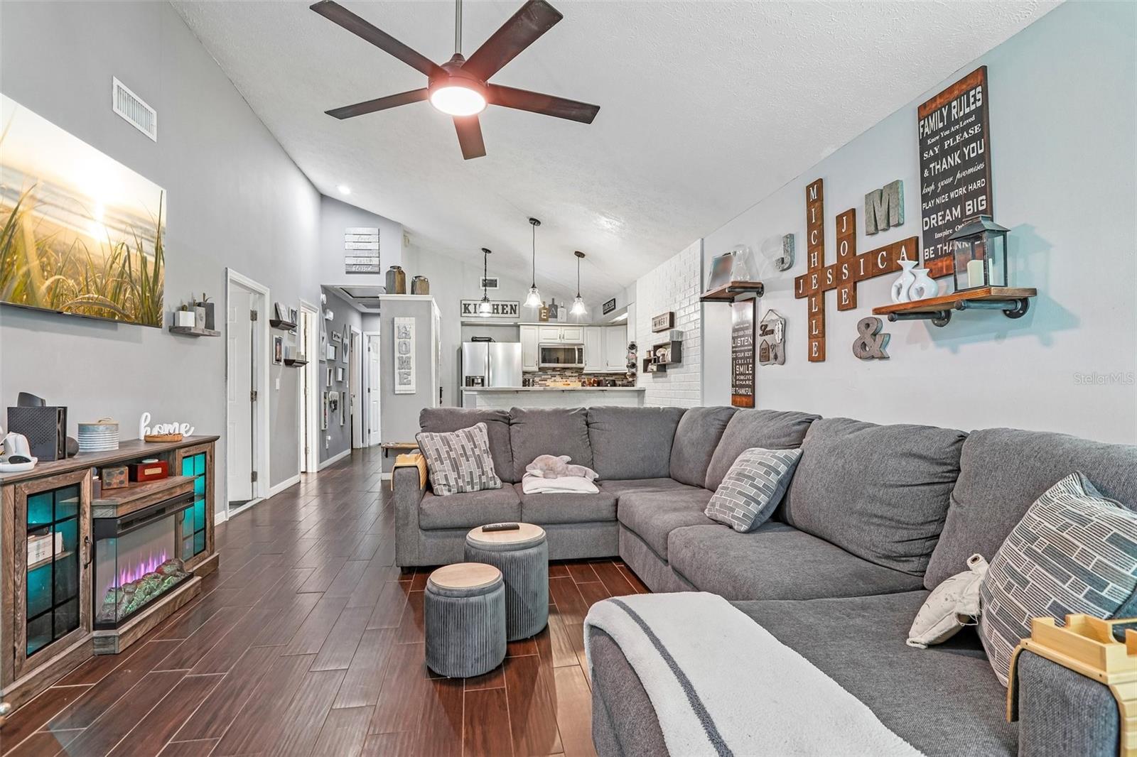 4001 Bainwood, Tampa, FL 33614