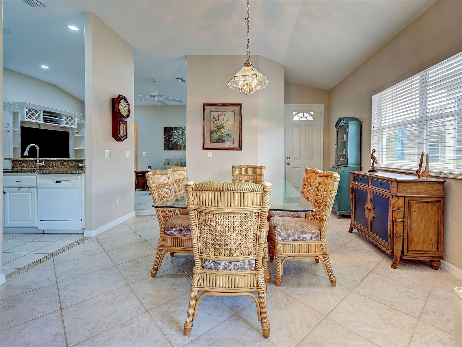 249 Vista del Lago, Venice, FL 34292