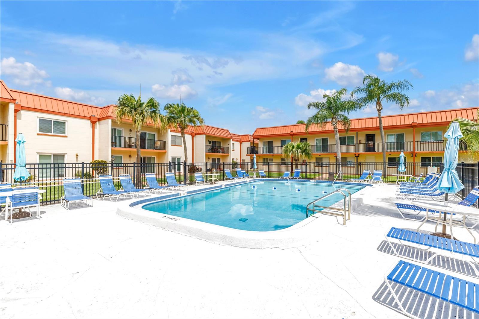 10375 Paradise Unit 51, Treasure Island, FL 33706