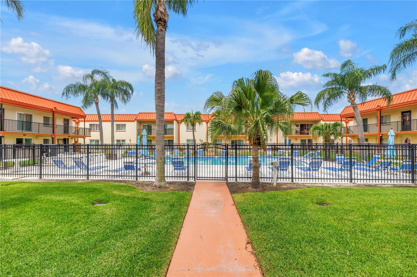 10375 Paradise Unit 51, Treasure Island, FL 33706