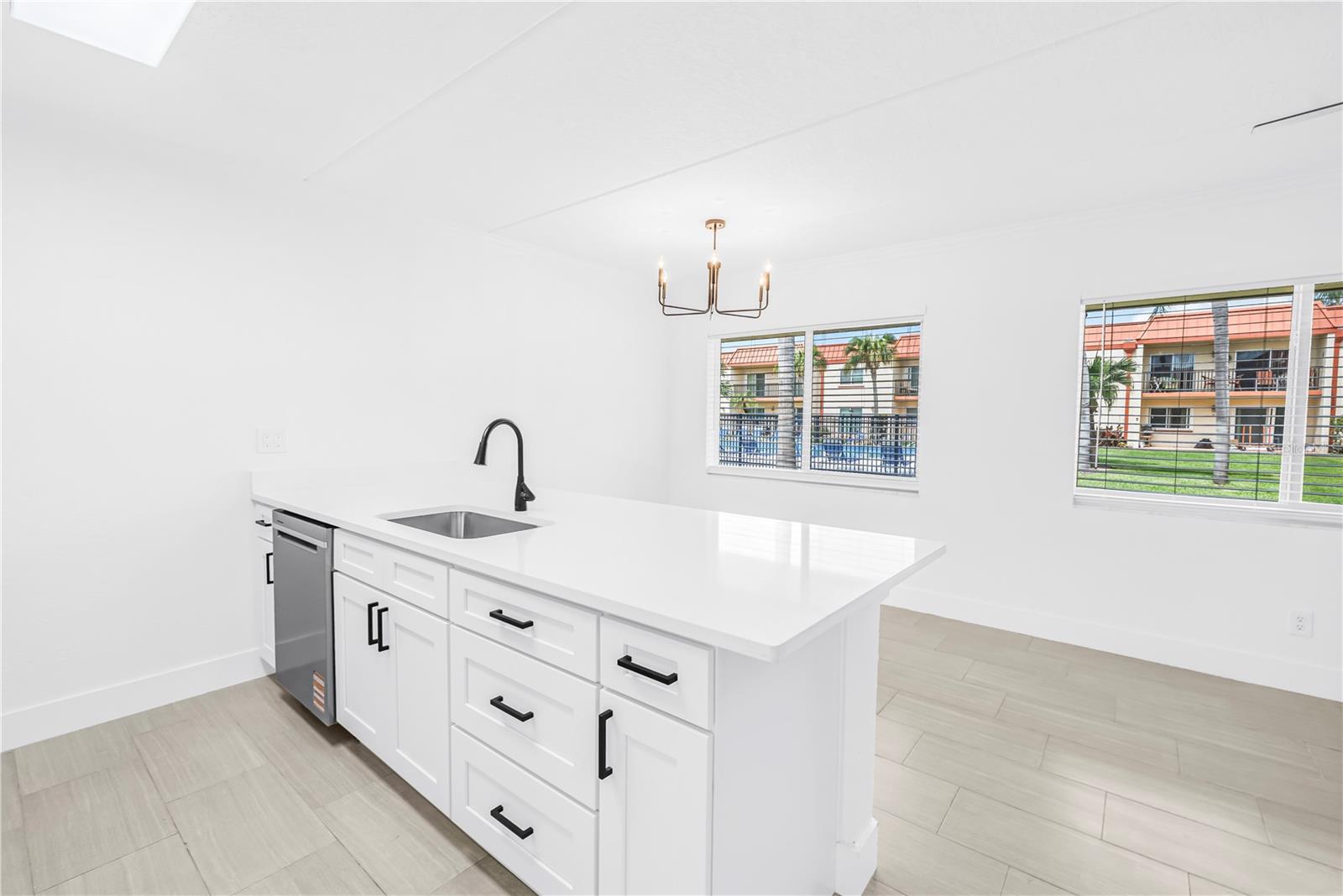 10375 Paradise Unit 51, Treasure Island, FL 33706