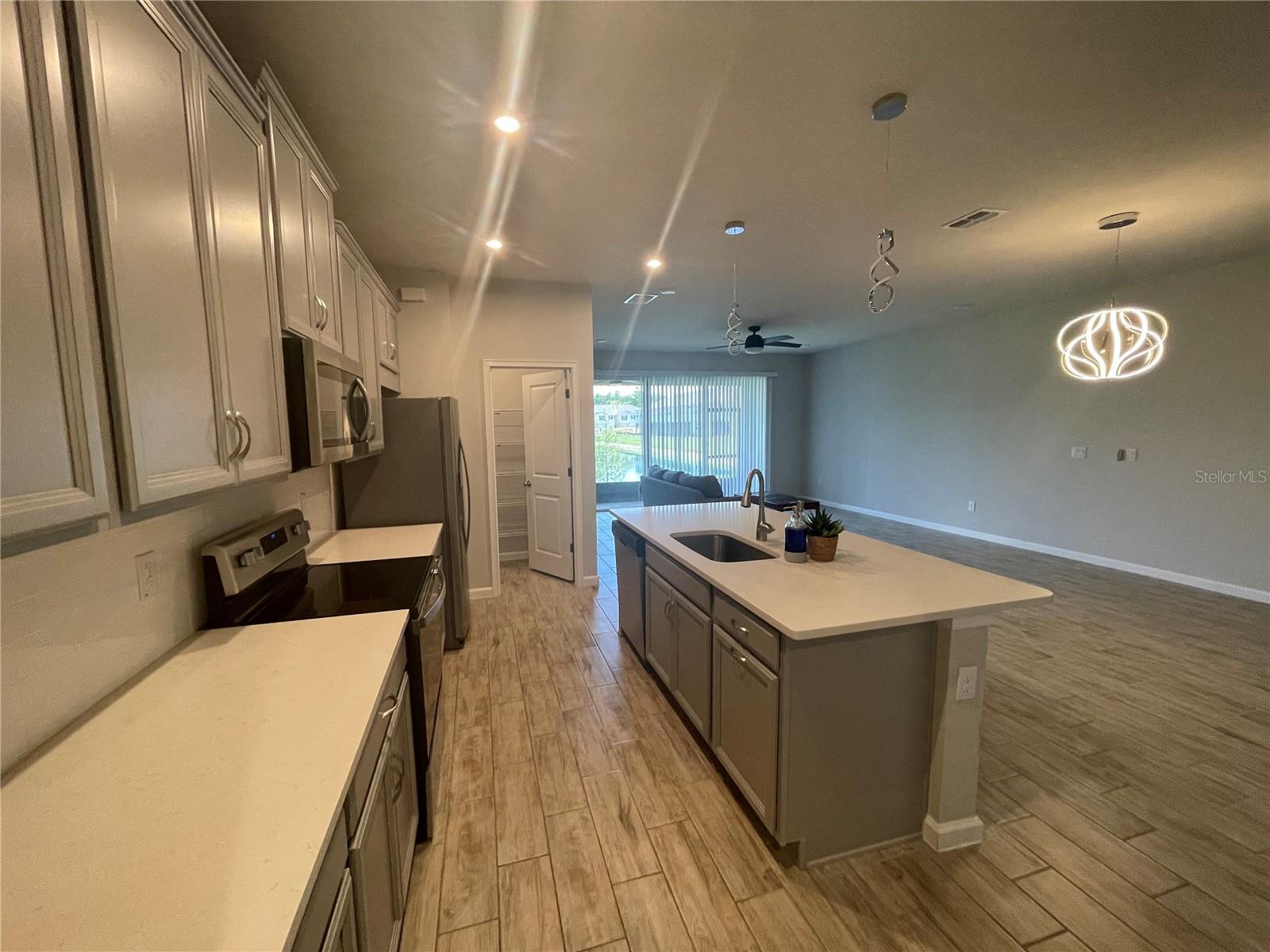 26068 Woven Wicker, Lutz, FL 33559