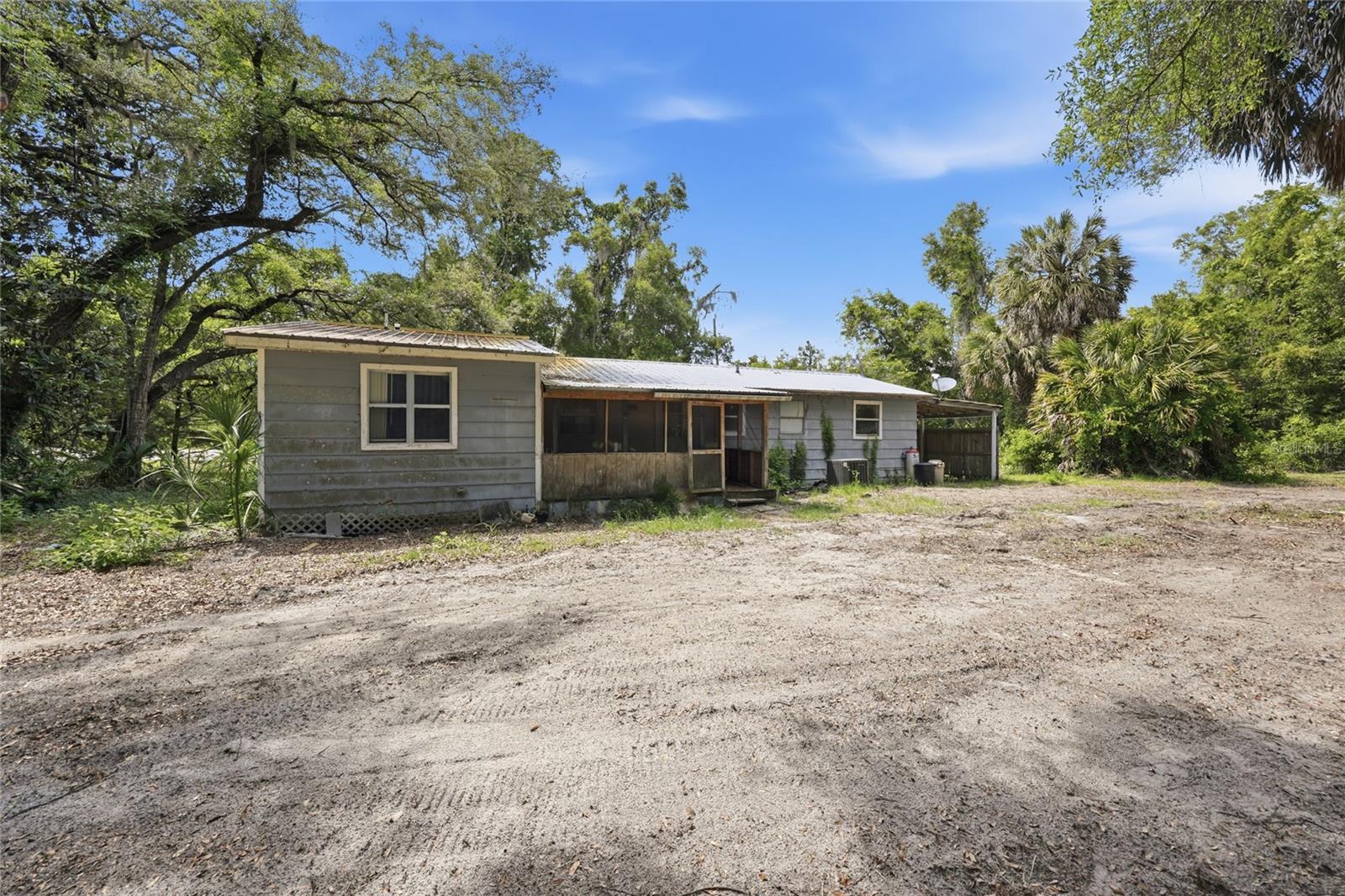 9580 Highway 351, Old Town, FL 32680