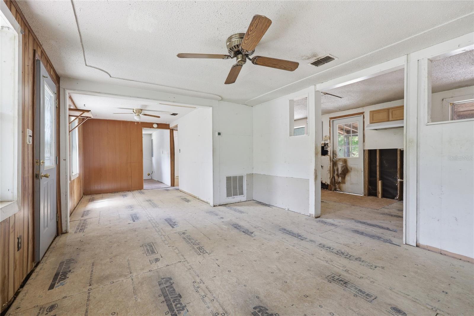9580 Highway 351, Old Town, FL 32680