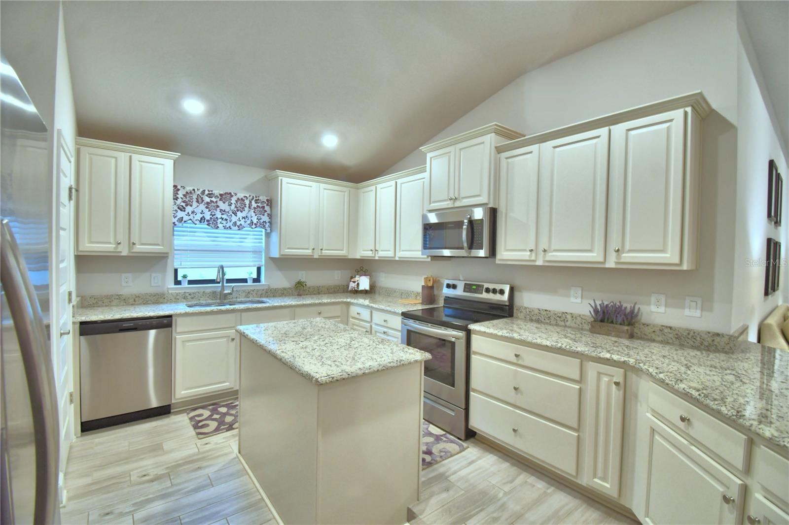 4970 Tennessee Lake, Auburndale, FL 33823