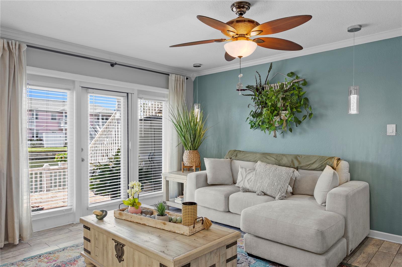 5175 Coquina Key Unit A, St Petersburg, FL 33705