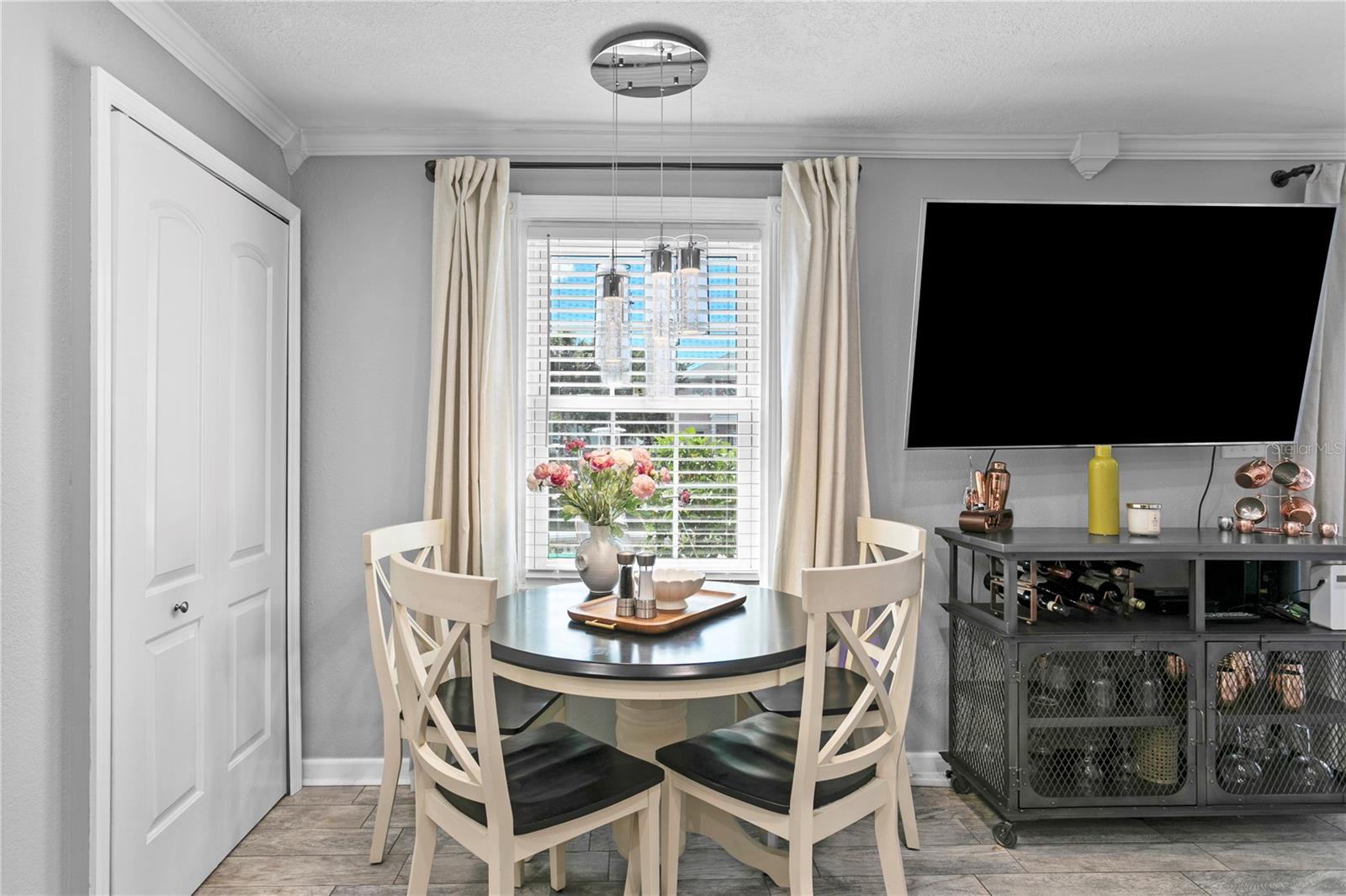 5175 Coquina Key Unit A, St Petersburg, FL 33705