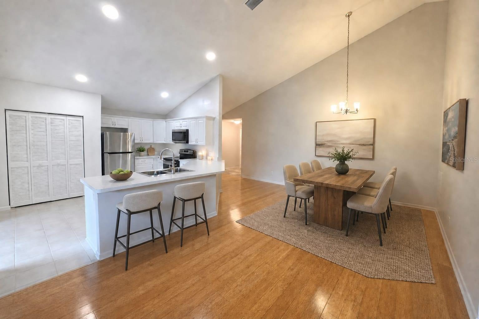 15215 Amberly Unit 907, Tampa, FL 33647