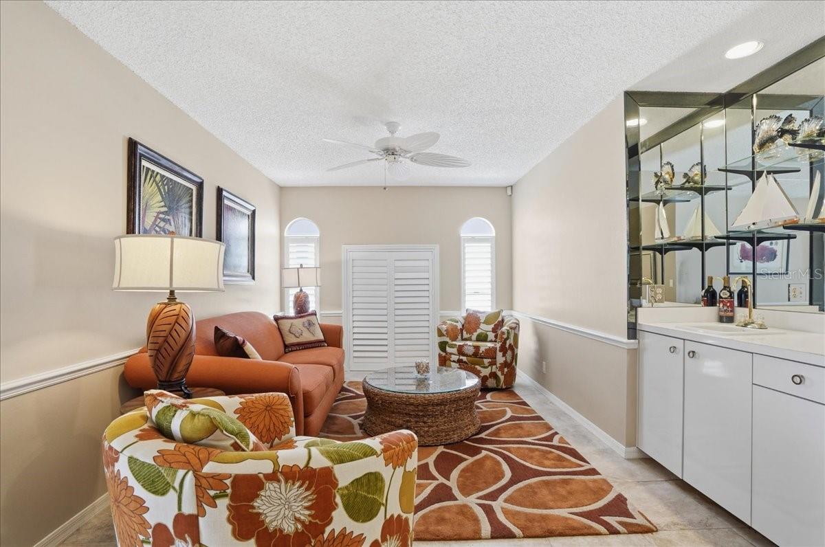 4904 61st Avenue, Bradenton, FL 34210