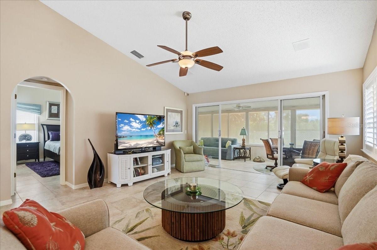 4904 61st Avenue, Bradenton, FL 34210