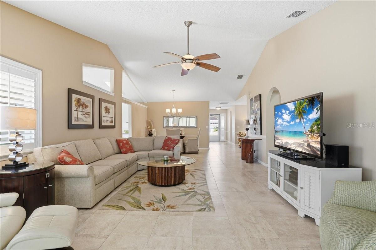 4904 61st Avenue, Bradenton, FL 34210