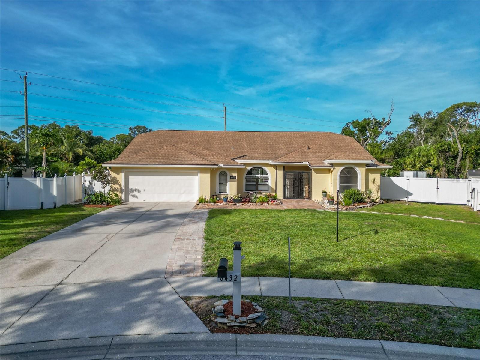 8432 Palm Lakes, Sarasota, FL 34243