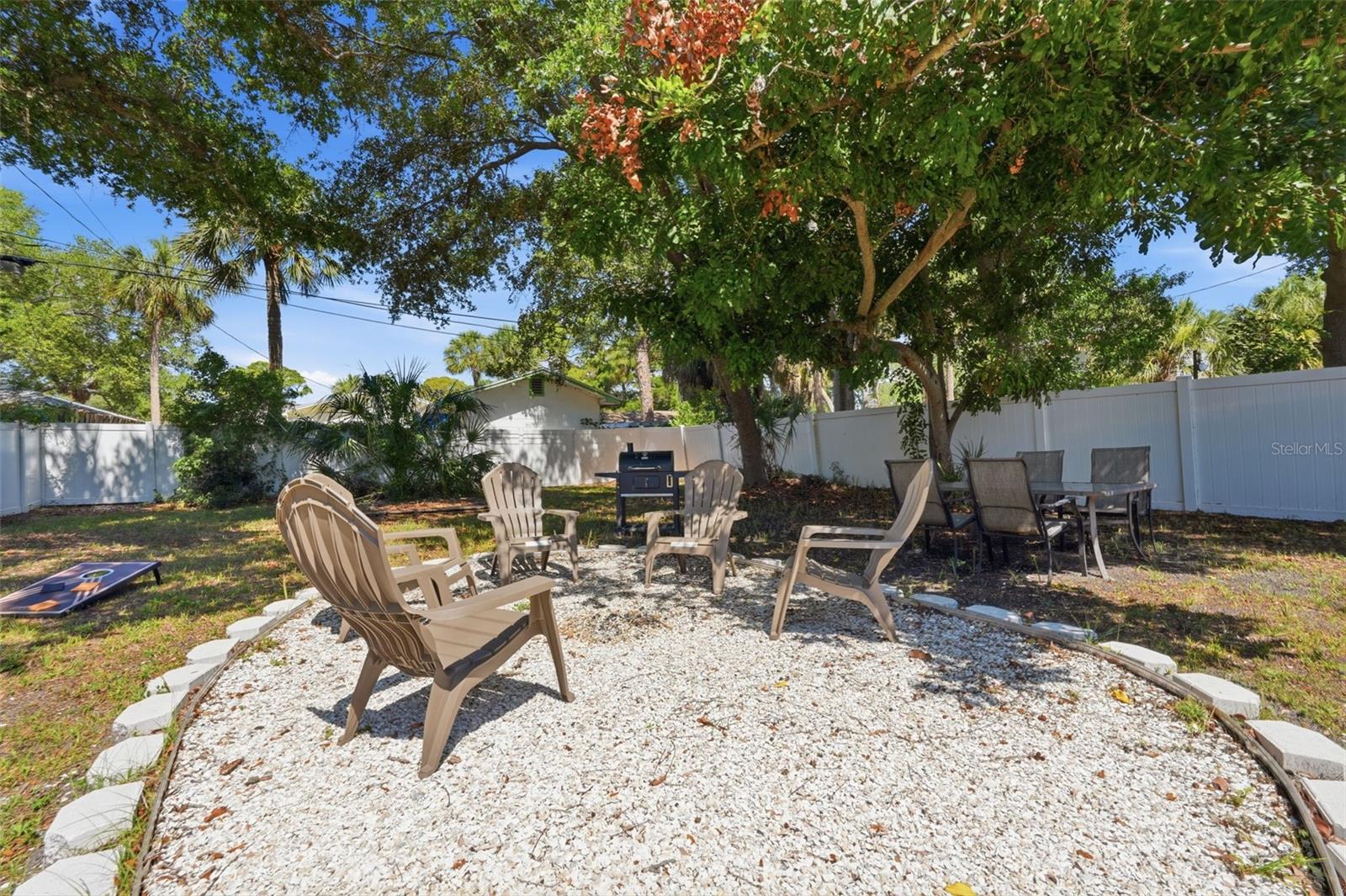 2855 Valencia, St Petersburg, FL 33705