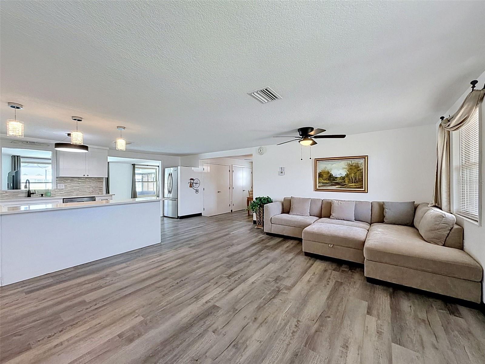 12735 1st, Hudson, FL 34667