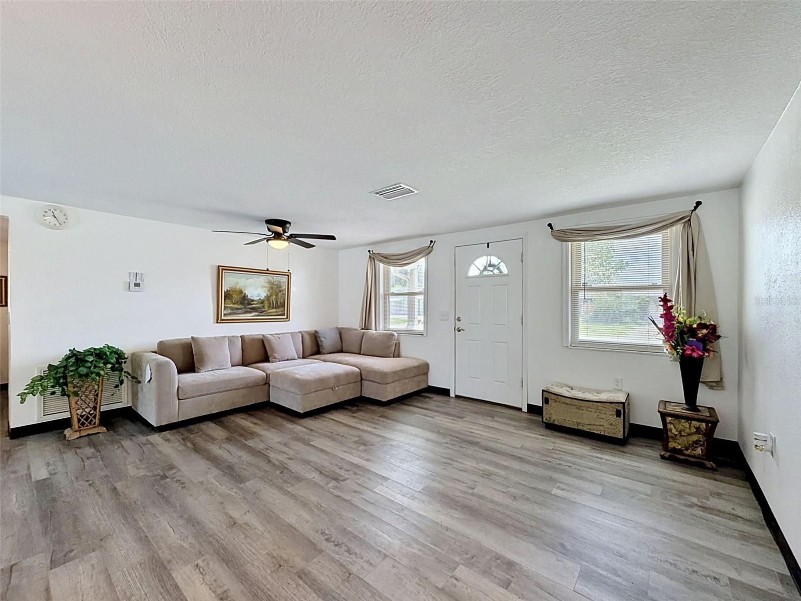 12735 1st, Hudson, FL 34667
