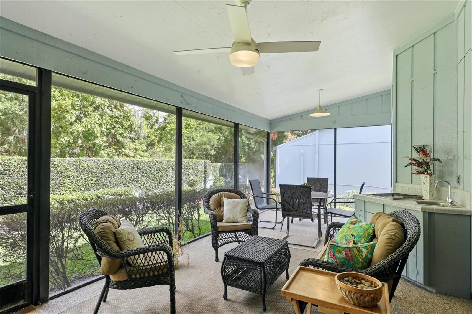 2644 Moss Oak Unit 47, Sarasota, FL 34231