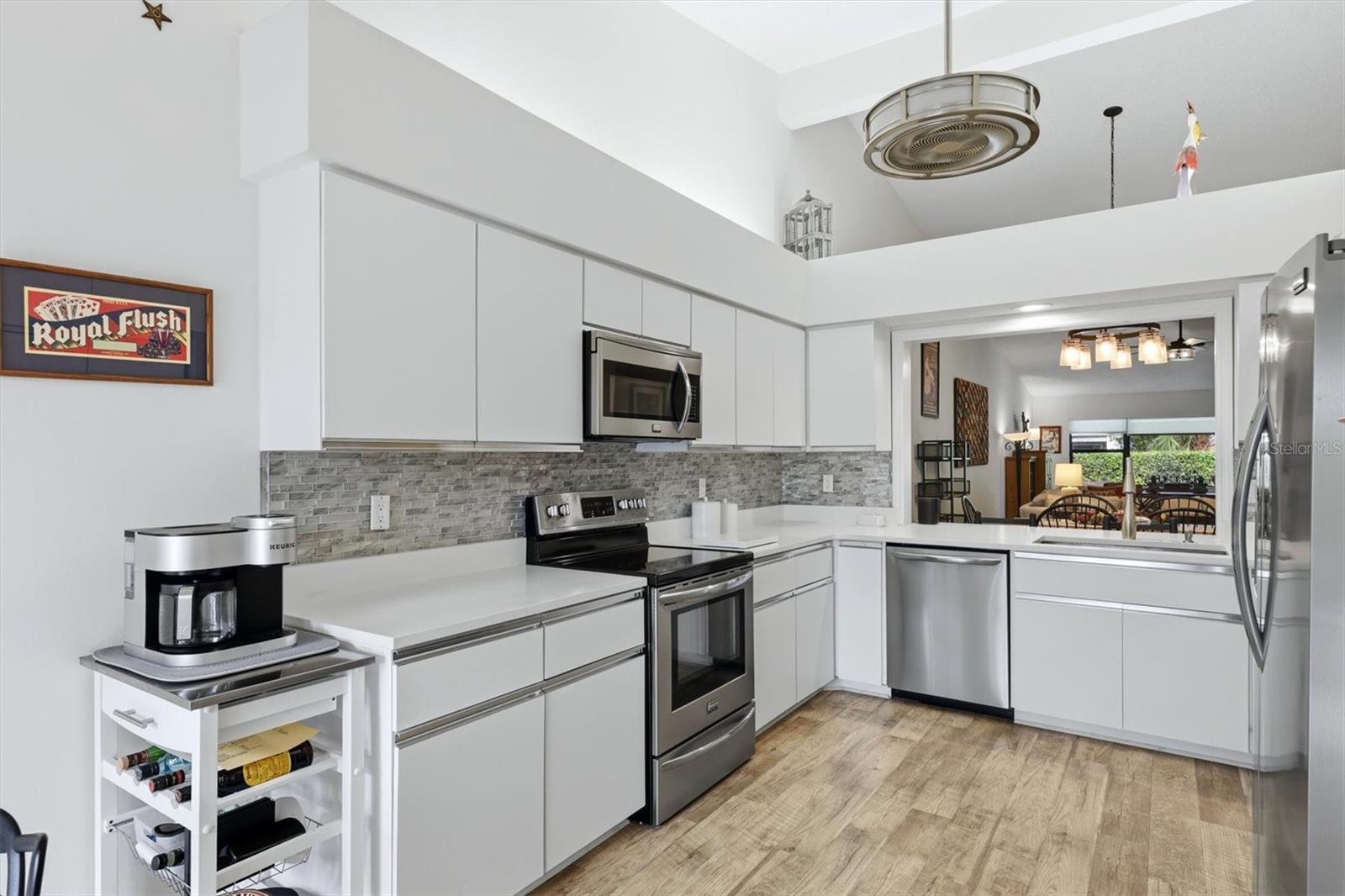 2644 Moss Oak Unit 47, Sarasota, FL 34231
