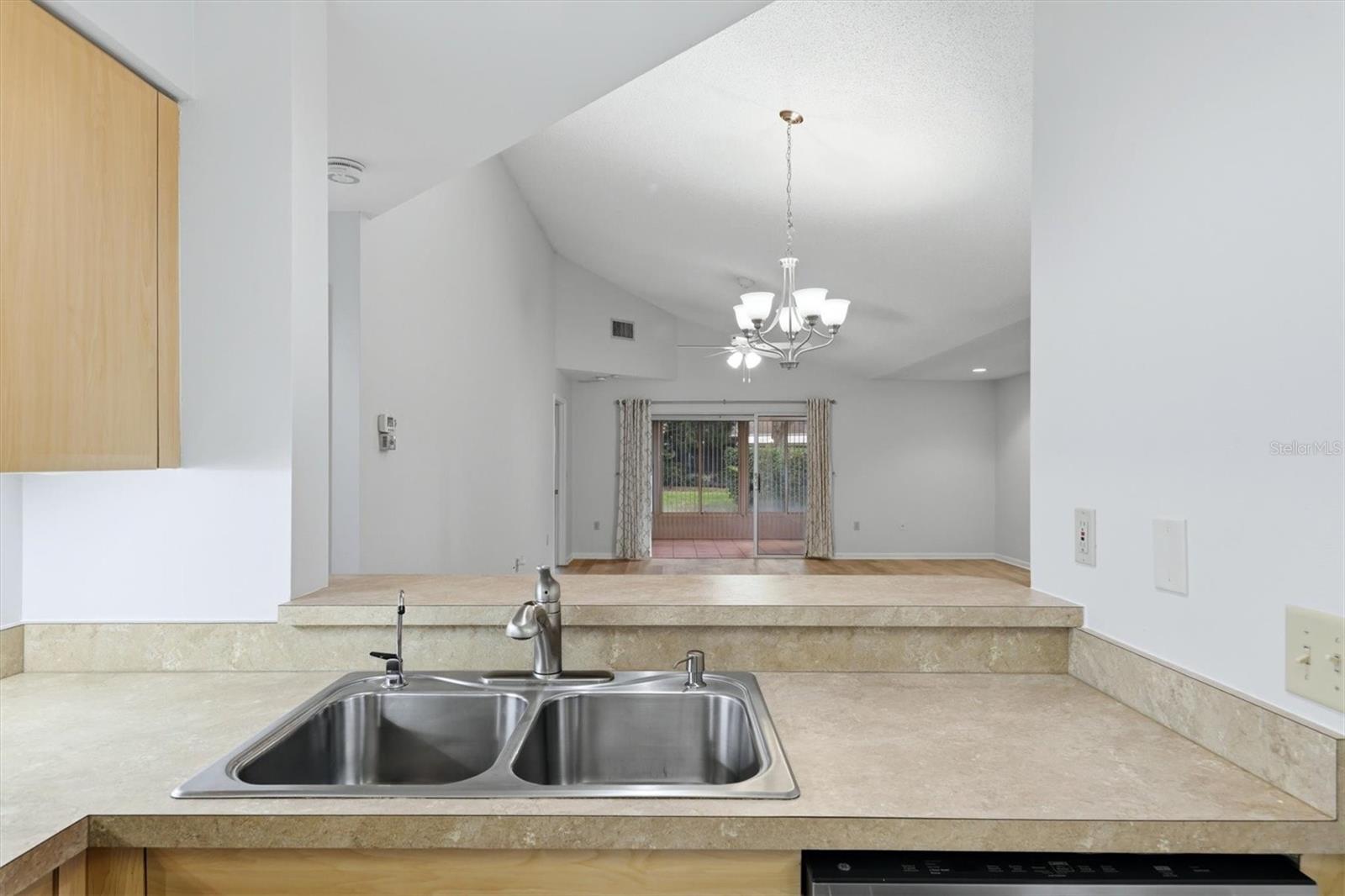 6420 Carrington Unit 35, Sarasota, FL 34238
