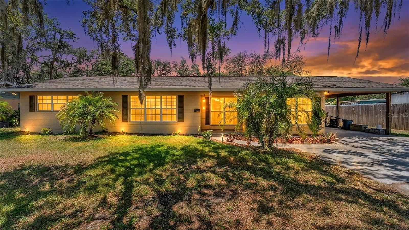 1422 Nancesowee, Sebring, FL 33870