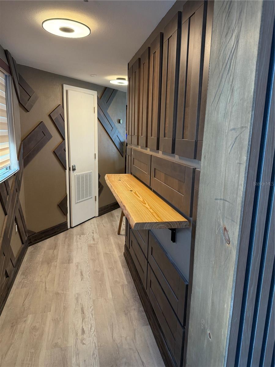 6165 Carrier Unit 1801, Orlando, FL 32819