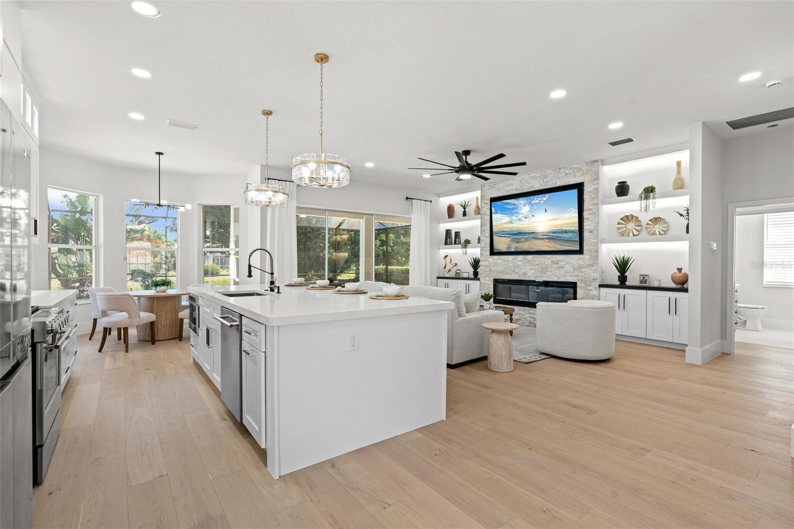 7318 Eaton, University Park, FL 34201