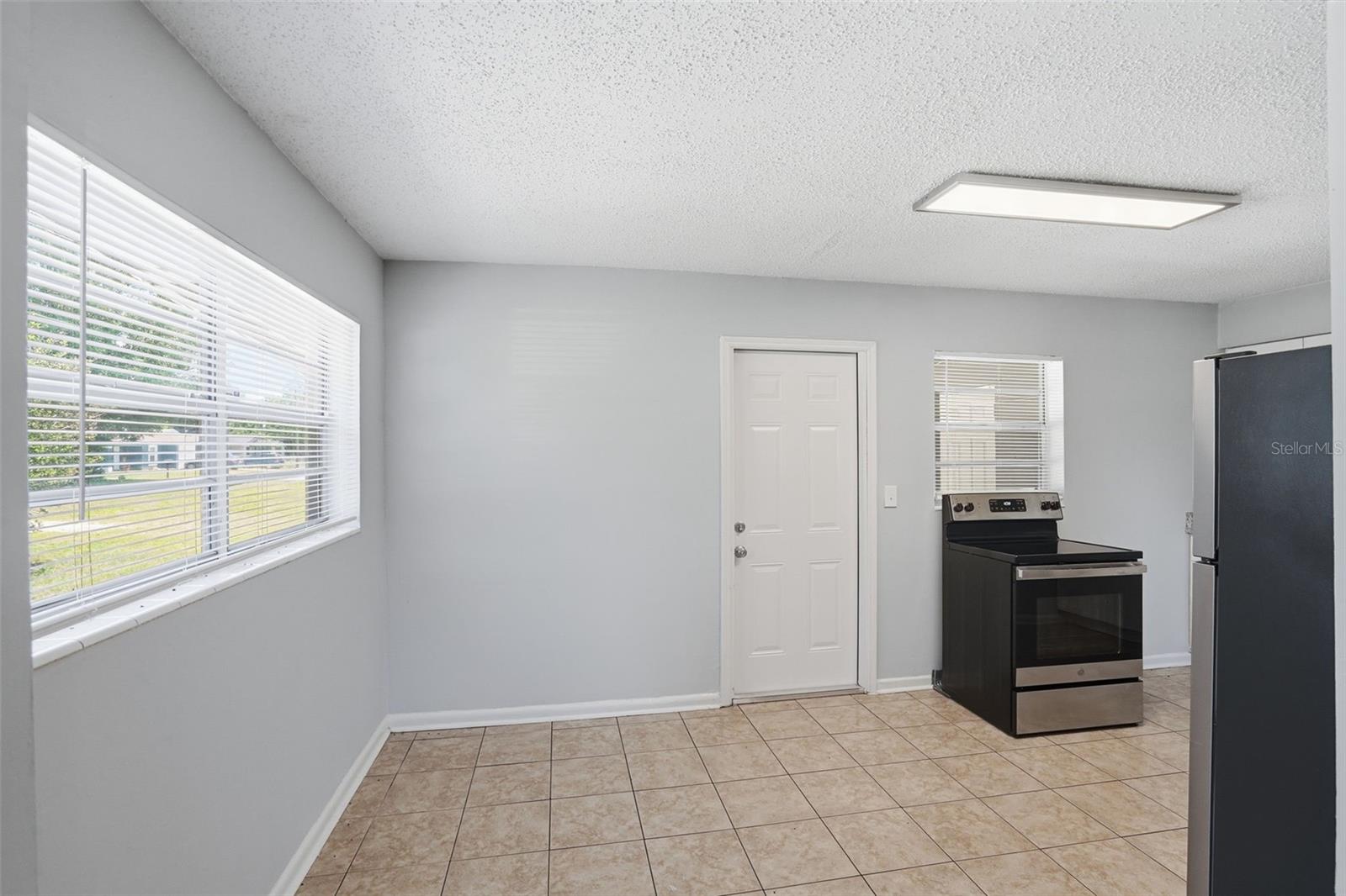3214 Avenue Q, Winter Haven, FL 33881