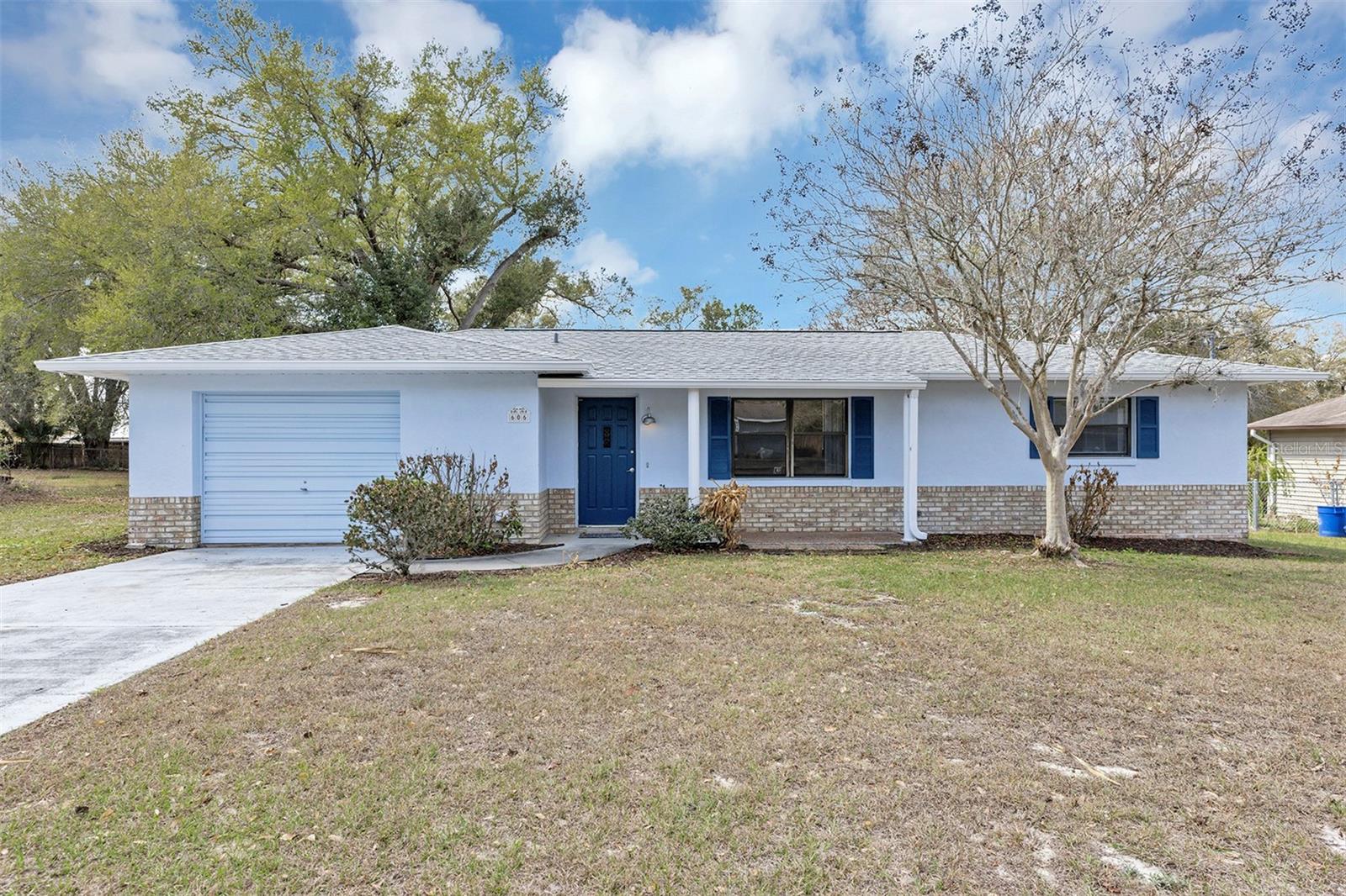 606 Third, Lady Lake, FL 32159