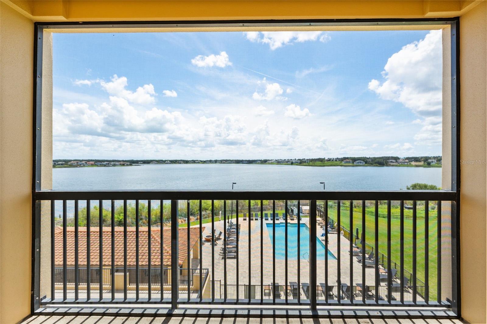 16300 County Road 455 Unit 410, Montverde, FL 34756