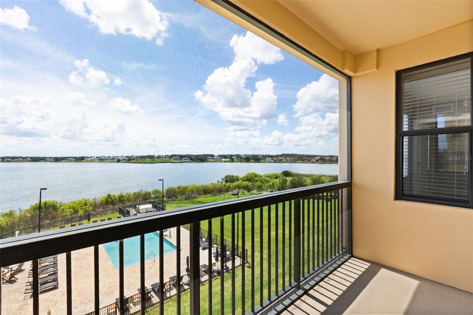 16300 County Road 455 Unit 410, Montverde, FL 34756