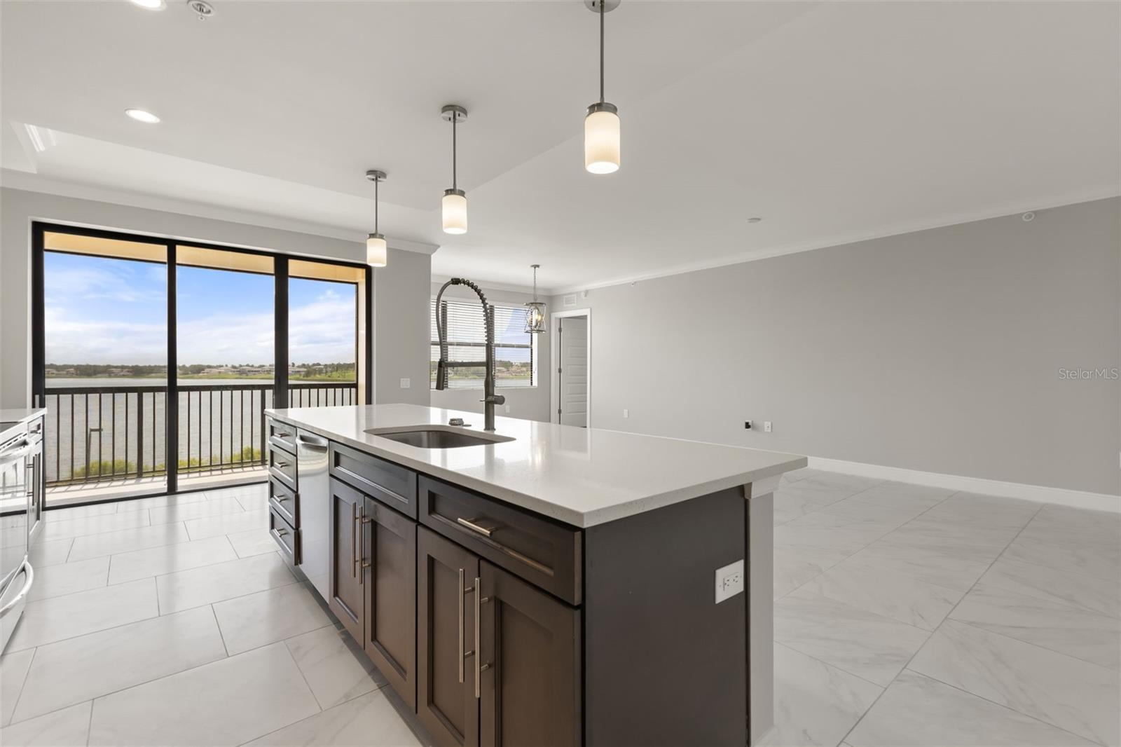 16300 County Road 455 Unit 410, Montverde, FL 34756